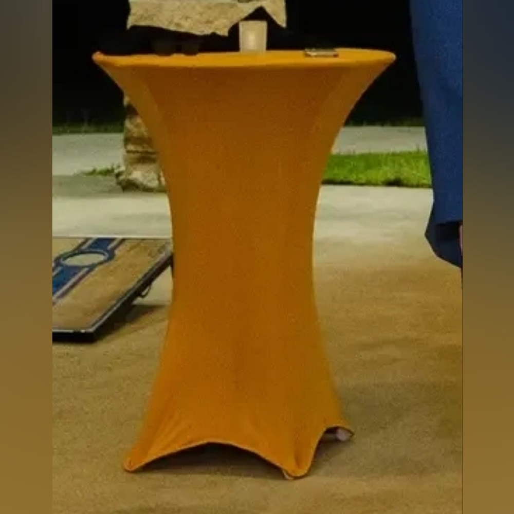 Gold Cocktail Table Covers, Spandex (3)